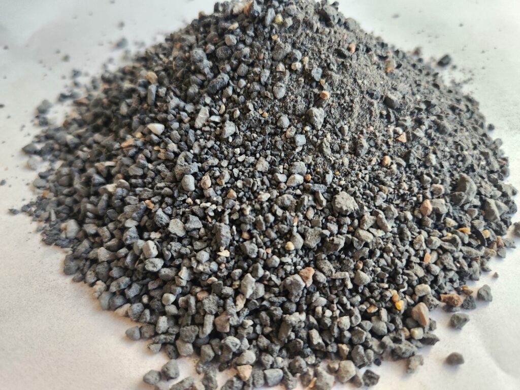 电熔尖晶石再生料 Recycled FM Spinel particles